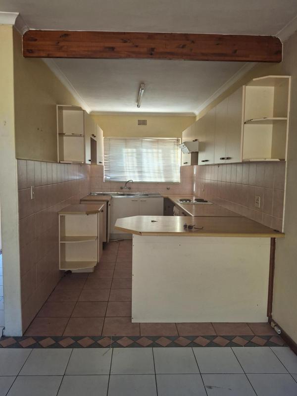 3 Bedroom Property for Sale in Table View Western Cape